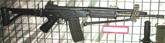 FARA 83. Штурмовая винтовка. (Аргентина)